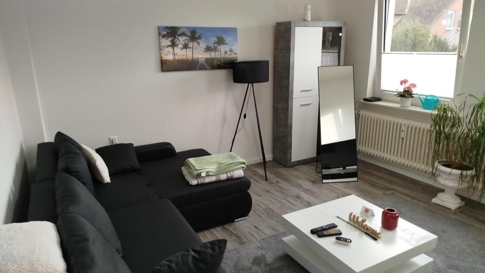 Schoene Ferienwohnung/Pendlerwohnung Ульцинь Екстер'єр фото