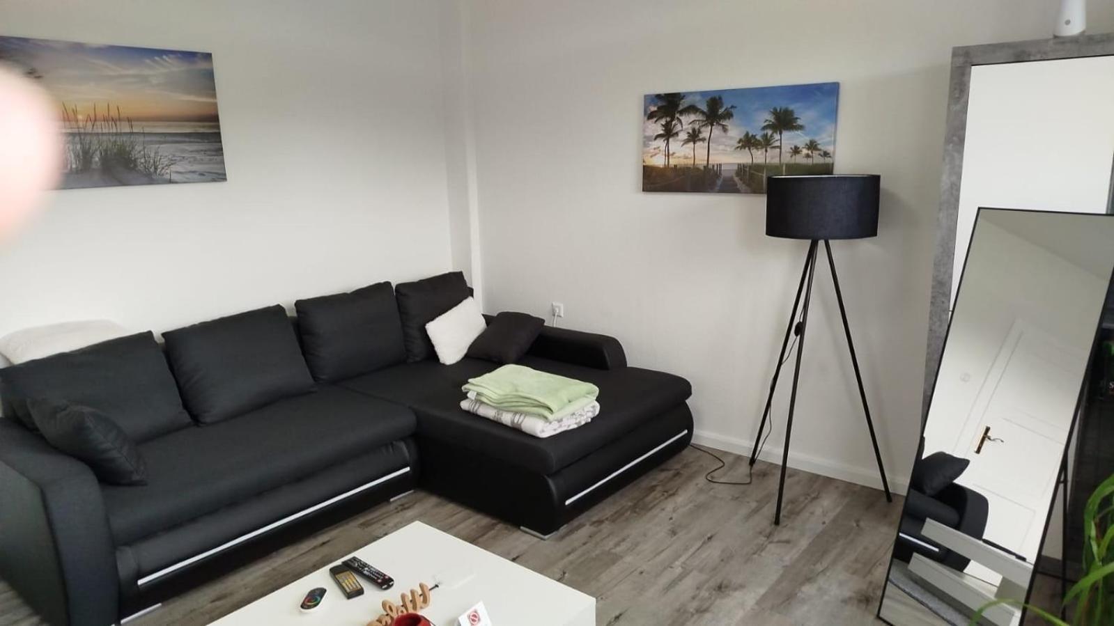 Schoene Ferienwohnung/Pendlerwohnung Ульцинь Екстер'єр фото